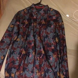 Perry Ellis Large worm once